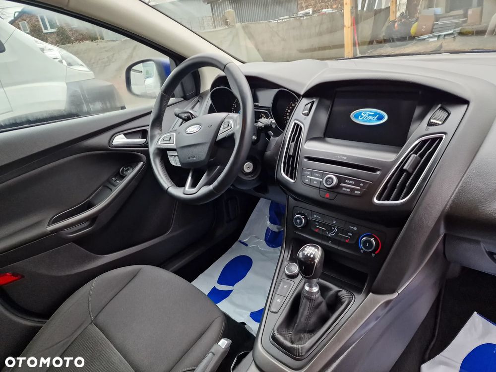 Ford Focus 1.0 EcoBoost Start-Stopp-System TITANIUM - 14