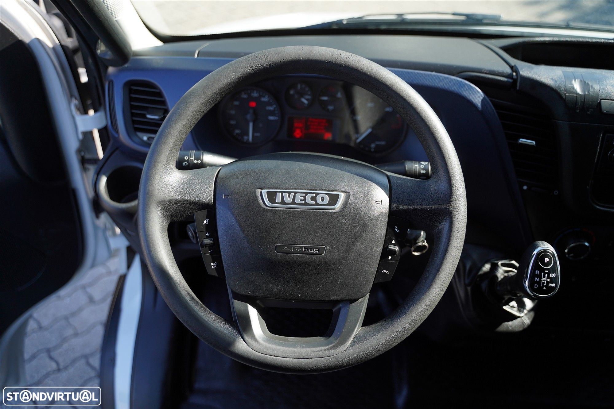 Iveco Daily 2.3 35S14 4100  CX. Aut. - 13