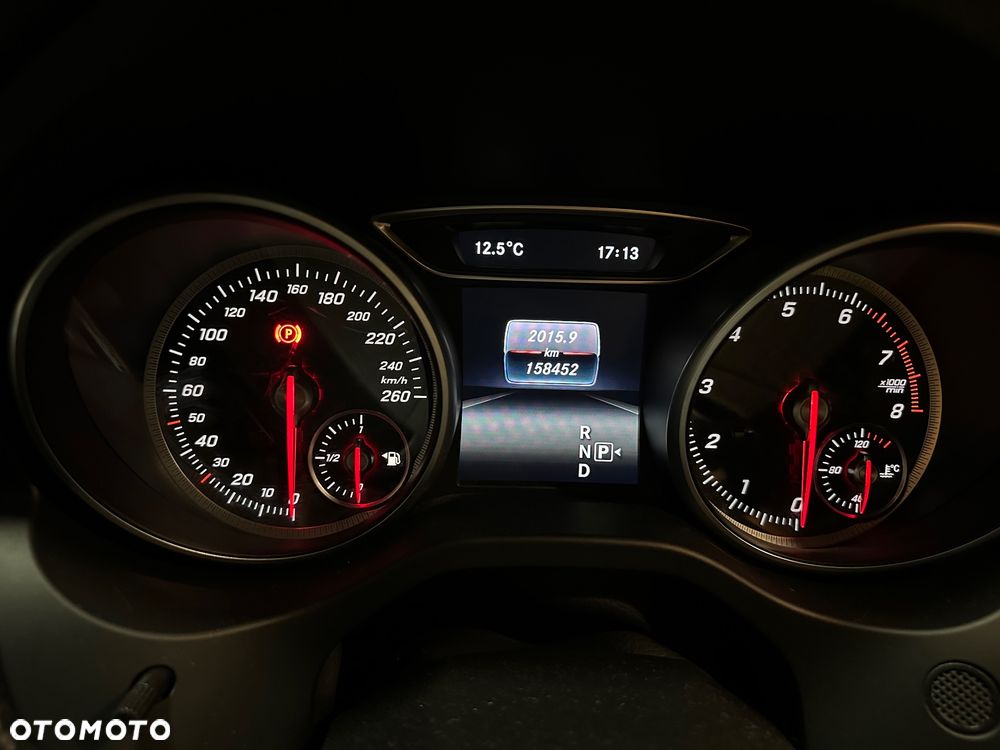 Mercedes-Benz Klasa A 200 7G-DCT AMG Line - 10