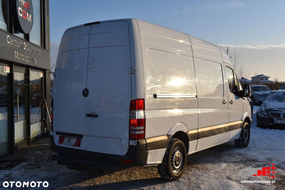 Mercedes-Benz Sprinter - 9
