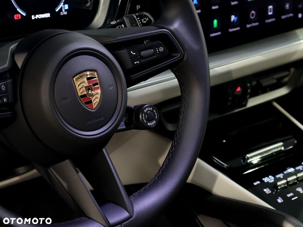 Porsche Cayenne E-Hybrid PHEV - 22