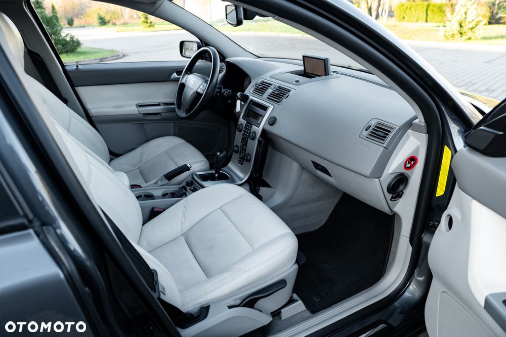 Volvo V50 T5 AWD Summum - 8