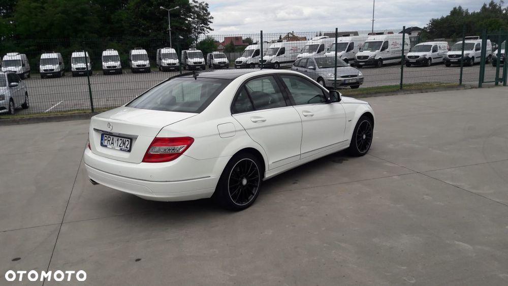 Mercedes-Benz Klasa C 220 CDI Avantgarde - 4