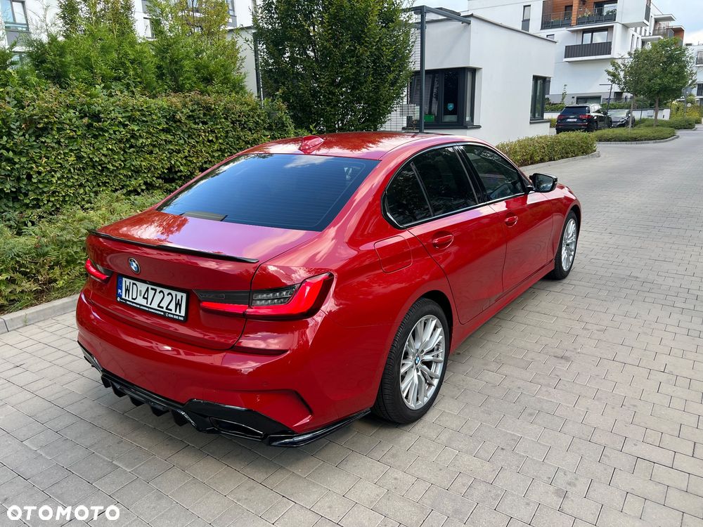 BMW Seria 3 330i xDrive M Sport - 5