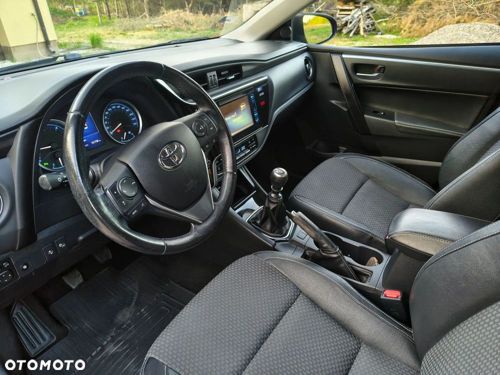 Toyota Corolla 1.4 D-4D Prestige - 14