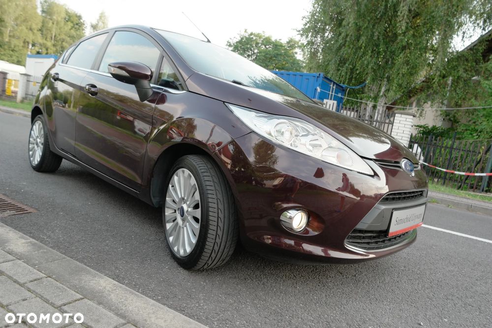 Ford Fiesta 1.25 Titanium - 38