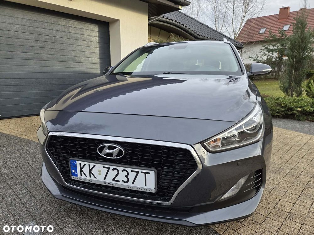 Hyundai i30 1.4 T-GDI Comfort DCT - 24