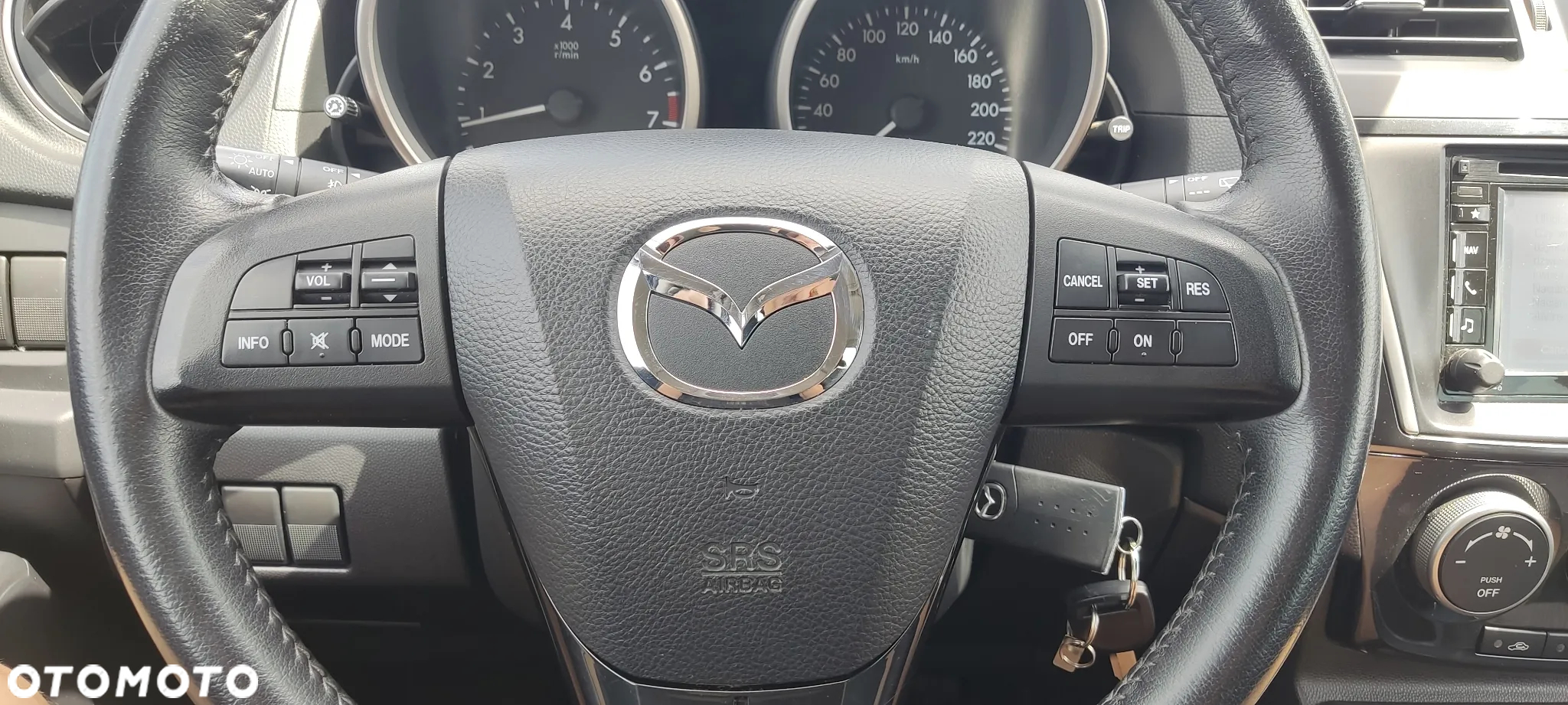 Mazda 5 1.8 Exclusive + - 14