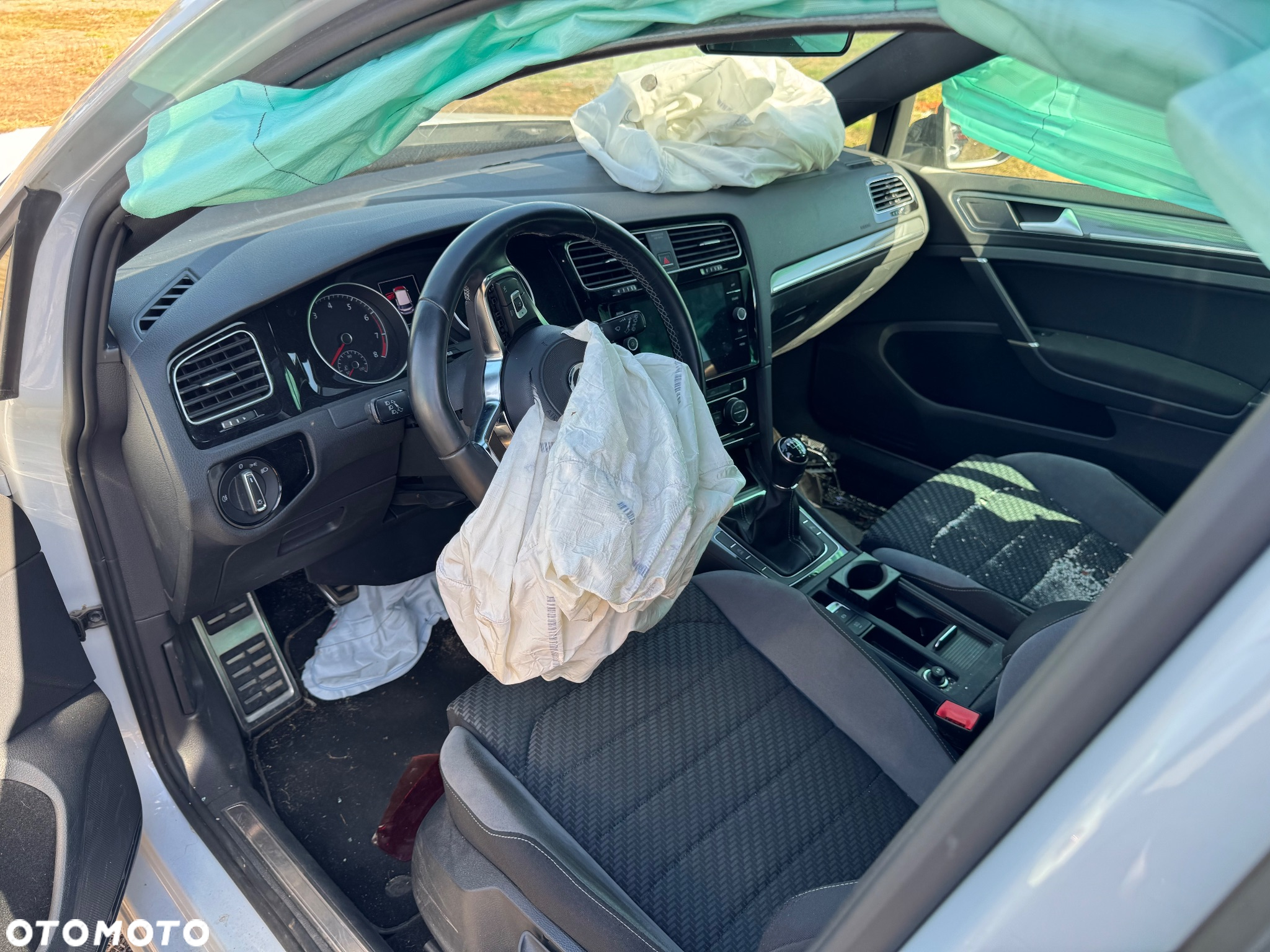 Volkswagen Golf 1.5 TSI OPF R-Line - 13