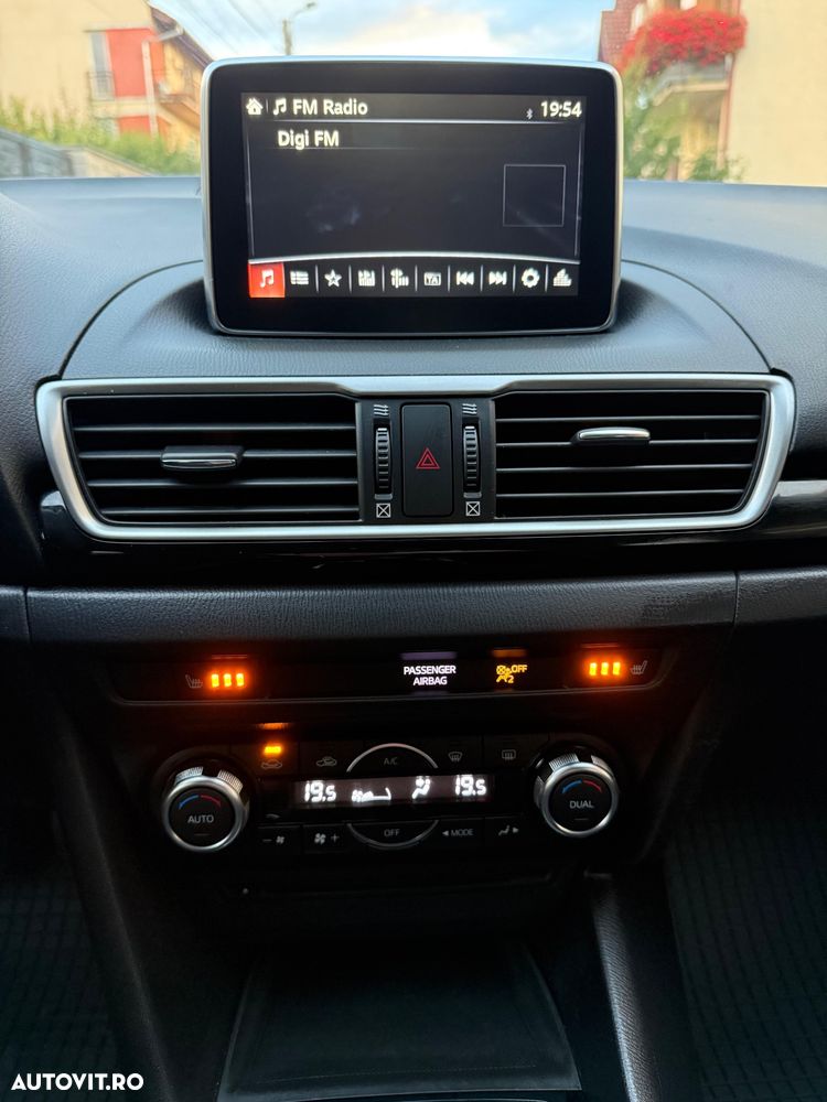 Mazda 3 SKYACTIV-G 120 NAKAMA - 18