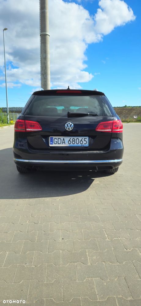 Volkswagen Passat Variant 2.0 TDI DSG BlueMotion Technology Comfortline - 6