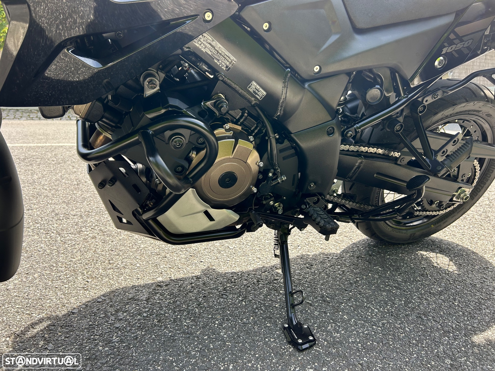Suzuki DL V Strom 1050 de - 12