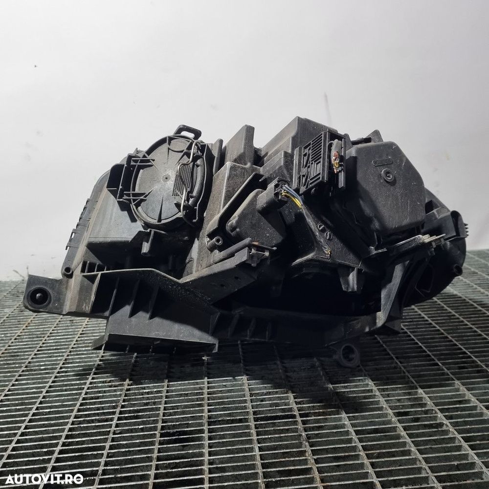 Far Dreapta BMW X3 E83 2003 - 2006 SUV 4 Usi (1313) Fara xenon 0301210604 - 3