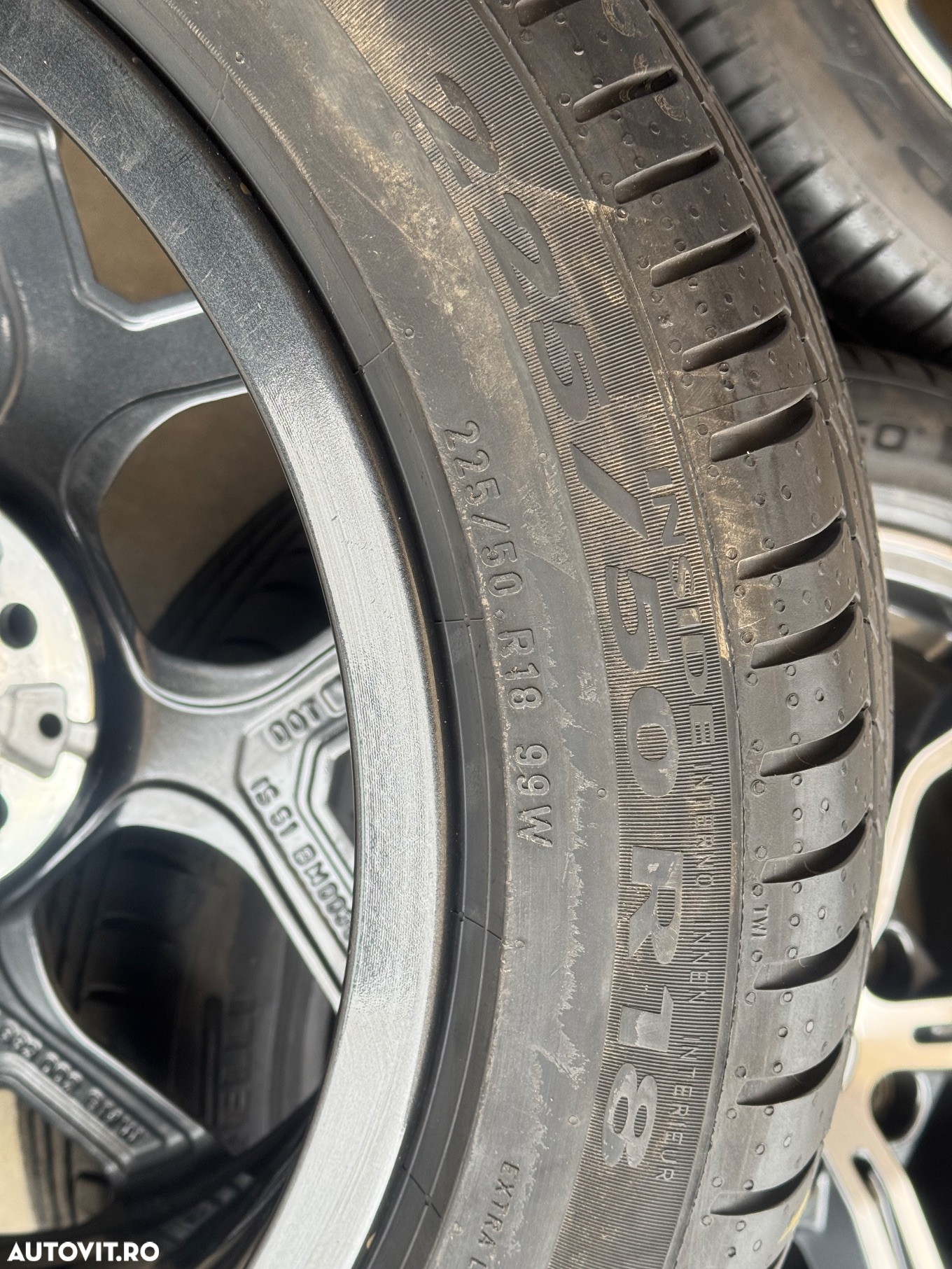 Vând jante originale BMW X1-X2 pe 18” cu anvelope de vară ca noi - 9