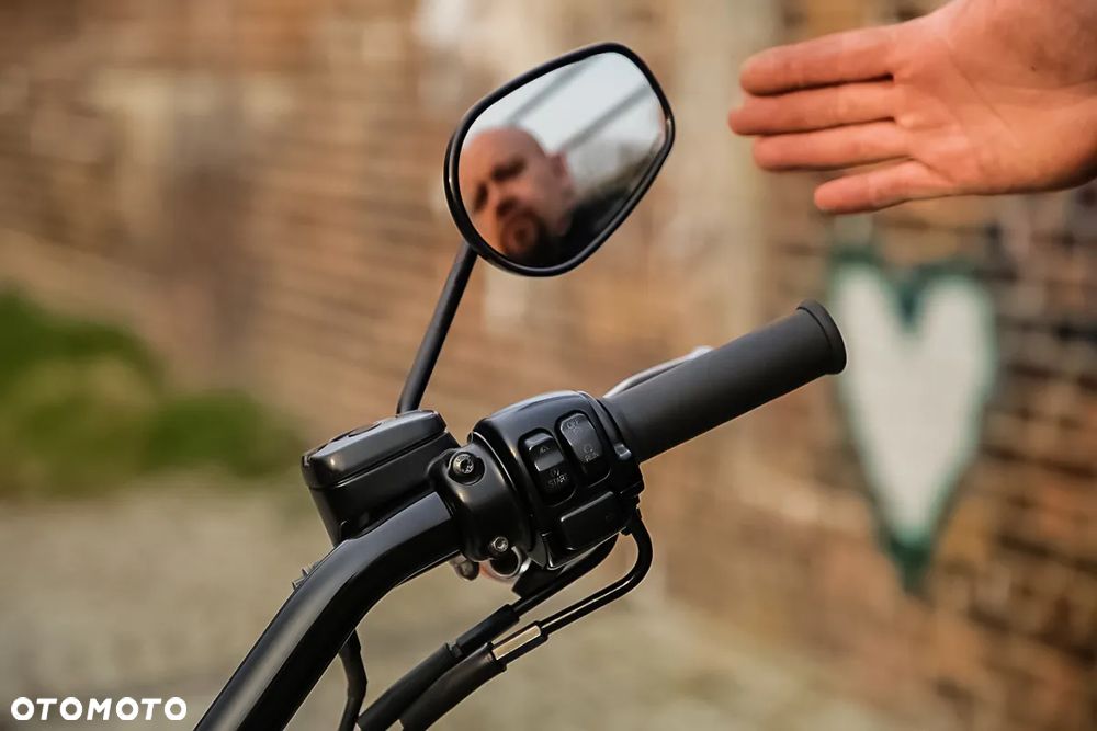 Harley-Davidson Dyna Fat Bob - 8