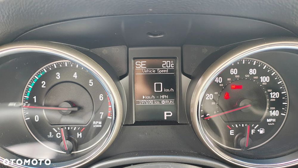 Jeep Grand Cherokee - 33