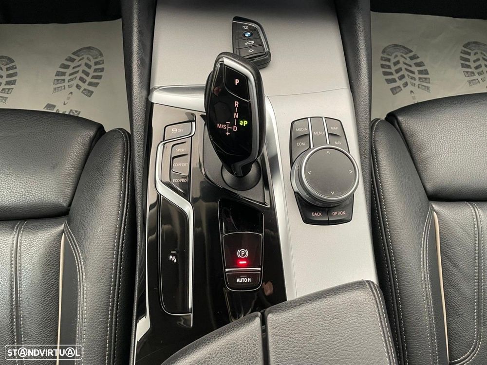 BMW 520 d Line Luxury Auto - 52