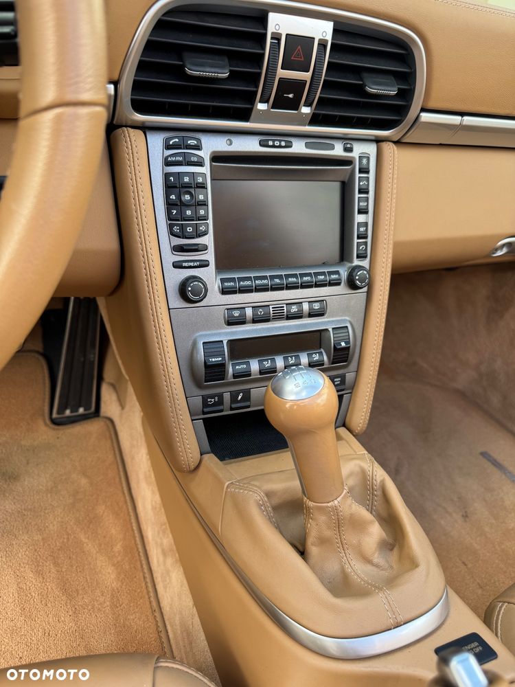 Porsche 911 Carrera S - 12