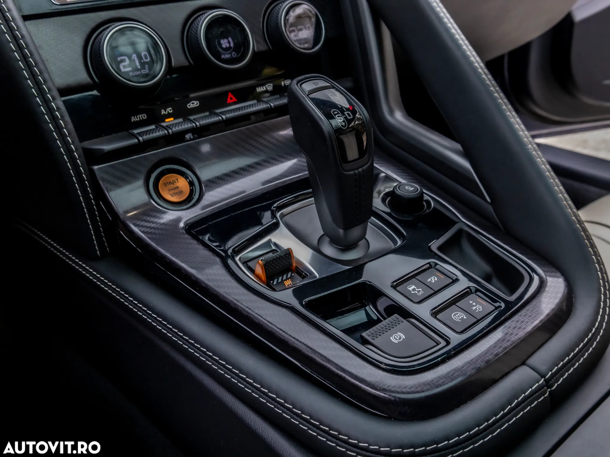 Jaguar F-Type V8 S - 23