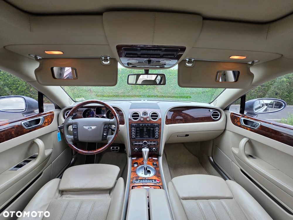 Bentley Flying Spur - 10