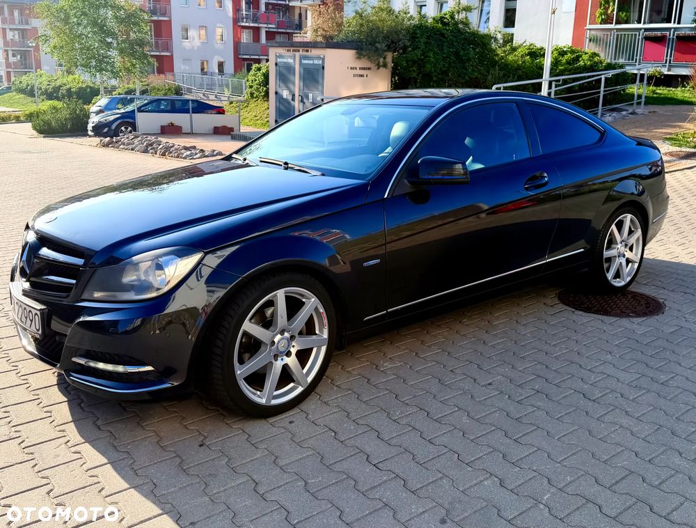 Mercedes-Benz Klasa C 250 CGI BlueEff - 1