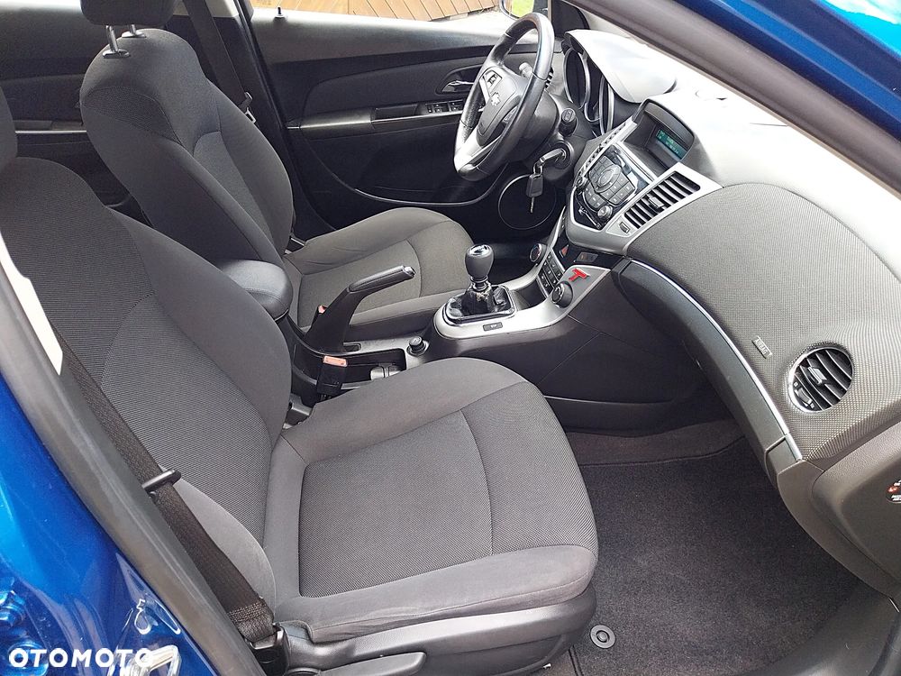 Chevrolet Cruze 1.8 LTZ - 7