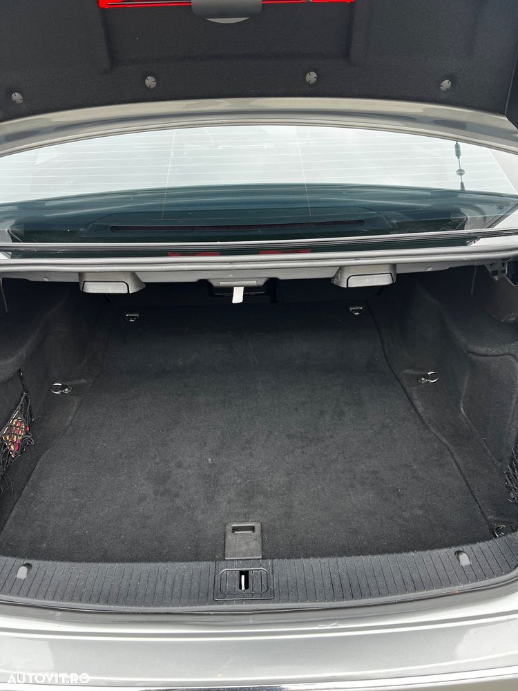 Mercedes-Benz E 220 CDI DPF BlueEFFICIENCY 7G-TRONIC Avantgarde - 9