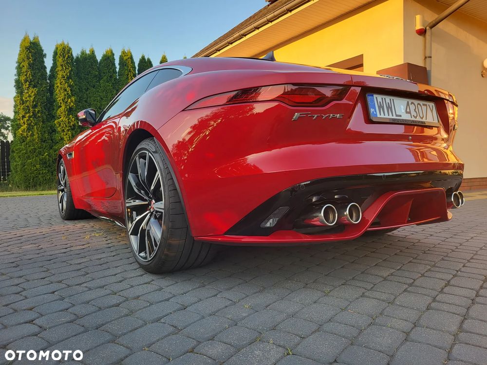 Jaguar F-Type P575 AWD R - 12