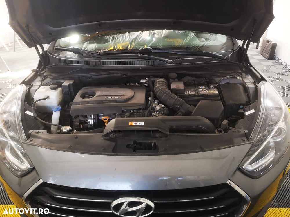 Hyundai i40 - 19