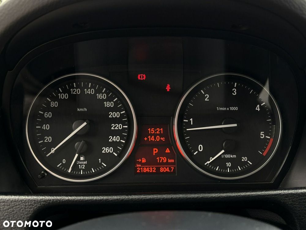 BMW X1 xDrive20d - 14
