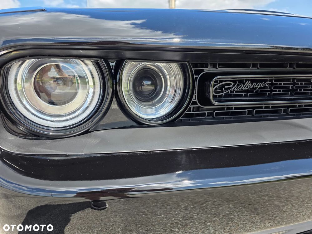 Dodge Challenger 3.6 SXT Plus - 20