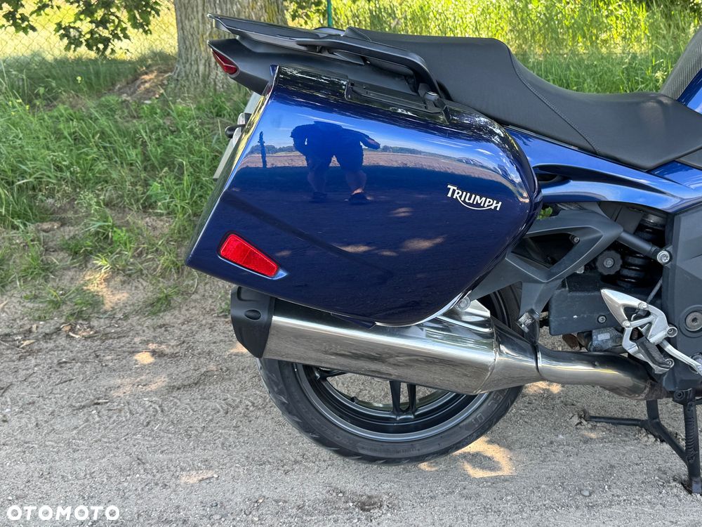 Triumph Sprint - 4