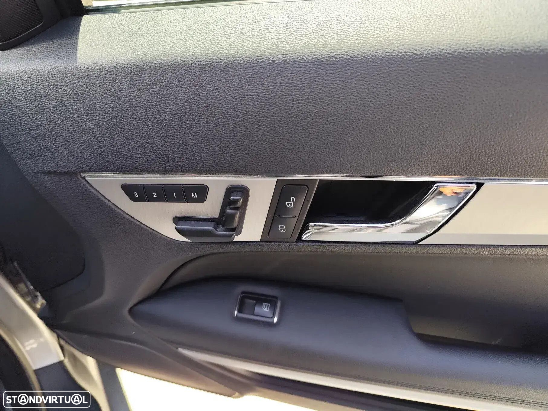 Mercedes-Benz E 350 CDi Avantgarde BlueEfficiency Auto - 17