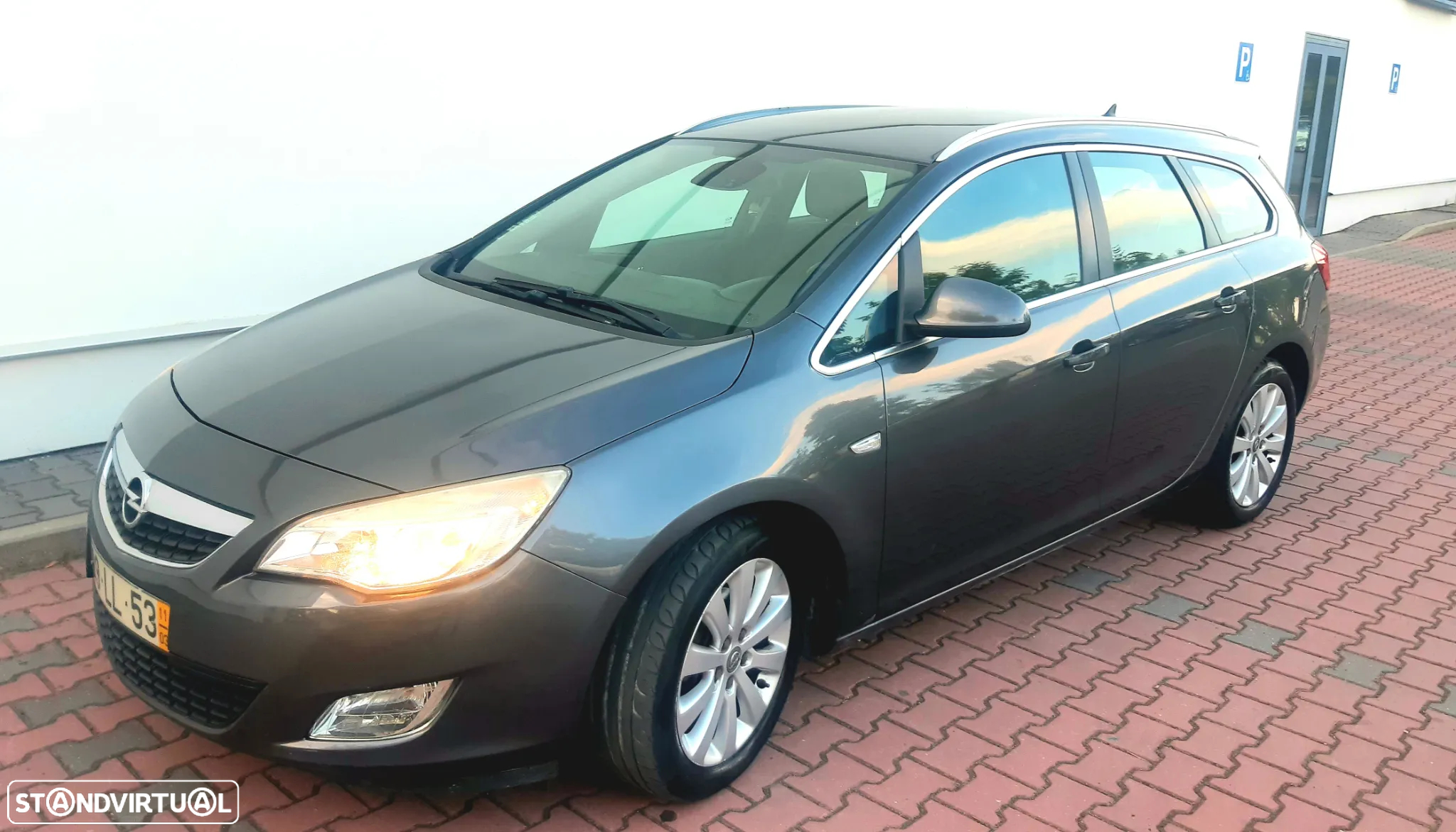 Opel Astra Sports Tourer 1.7 CDTi Cosmo - 3