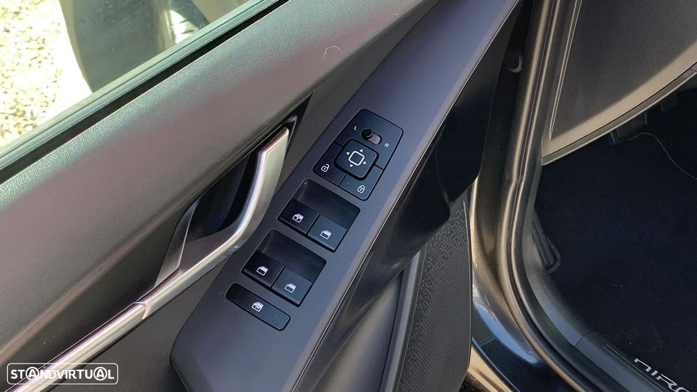 Kia Niro EV 64kWh Drive - 8