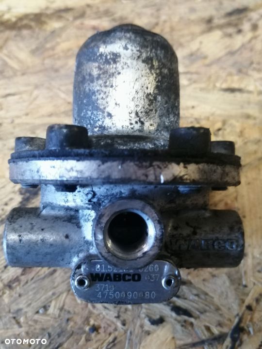 Zawór ograniczający ciśnienie WABCO 4750090050 - 1