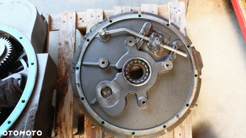 Pompa  DPVP 0 108 hydrauliczna rozrząd  do koparek liebherr  A924 R914C R924 R926 R934 - 4
