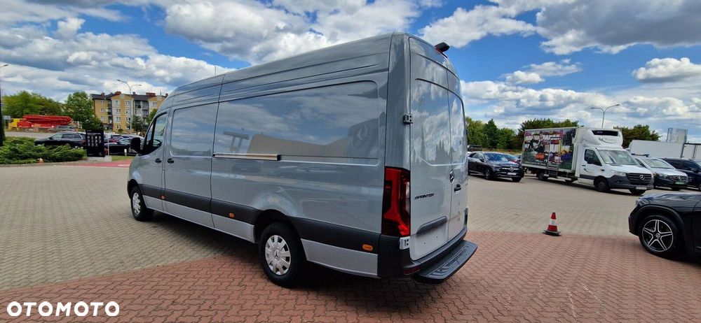 Mercedes-Benz Sprinter Sprinter - 11