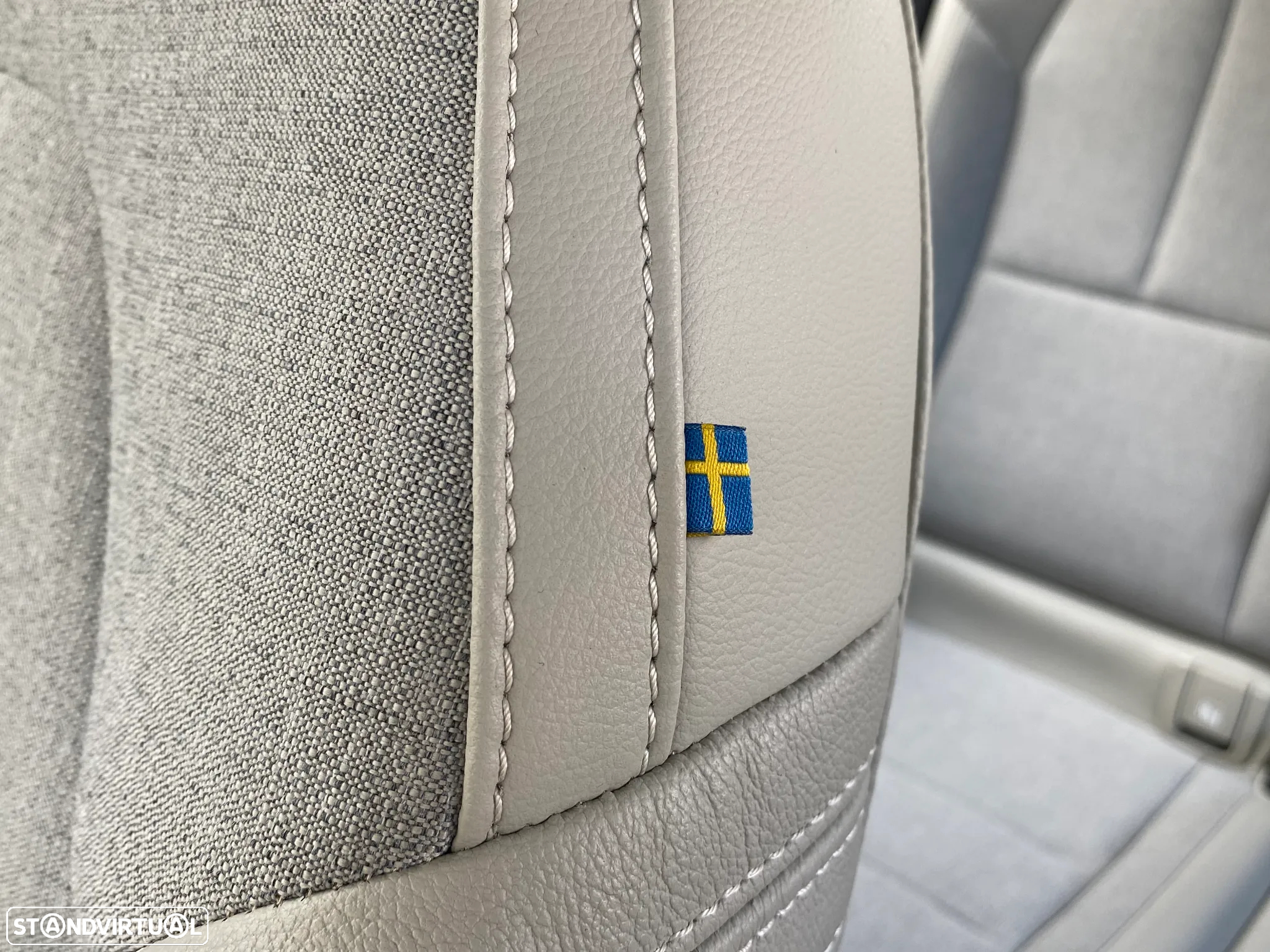 Volvo XC 40 2.0 D3 Momentum Plus Geartronic - 37