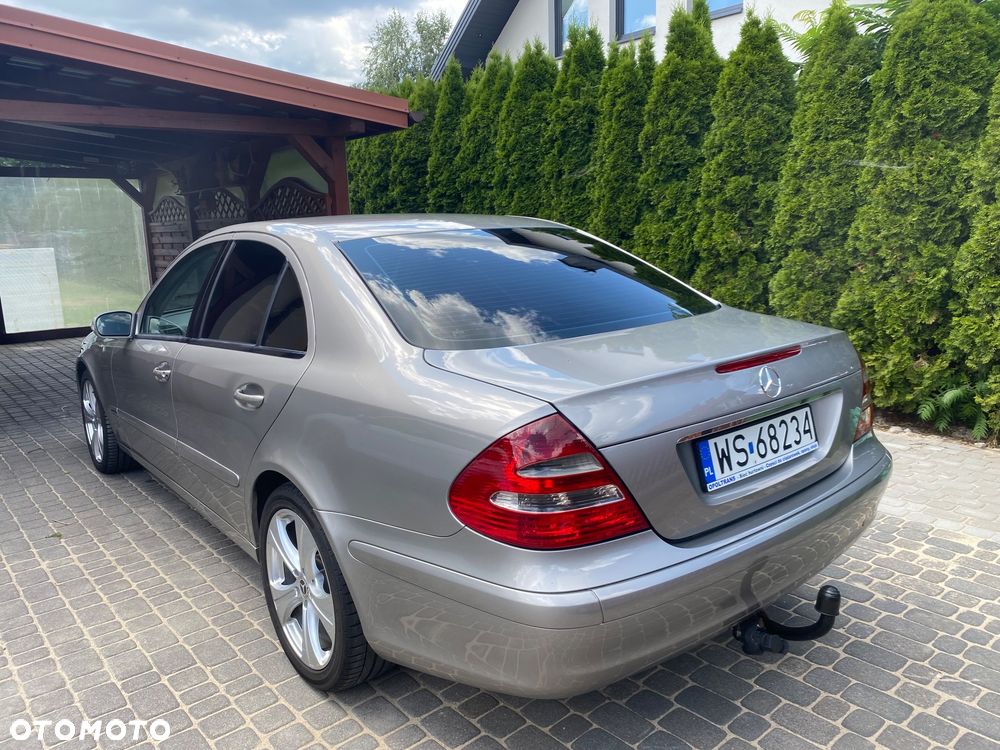 Mercedes-Benz Klasa E 320 CDI Classic - 1