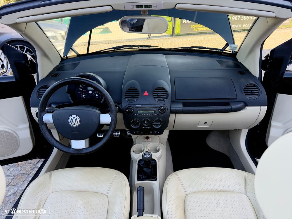 VW New Beetle Cabriolet 1.4 Top Couro - 52