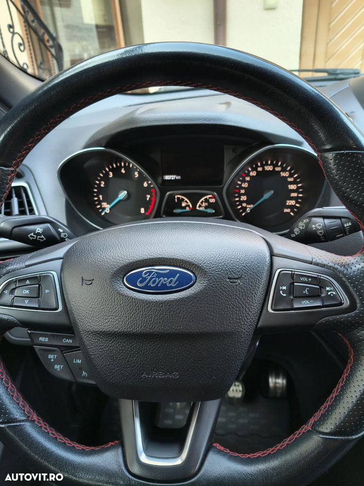 Ford Kuga - 6