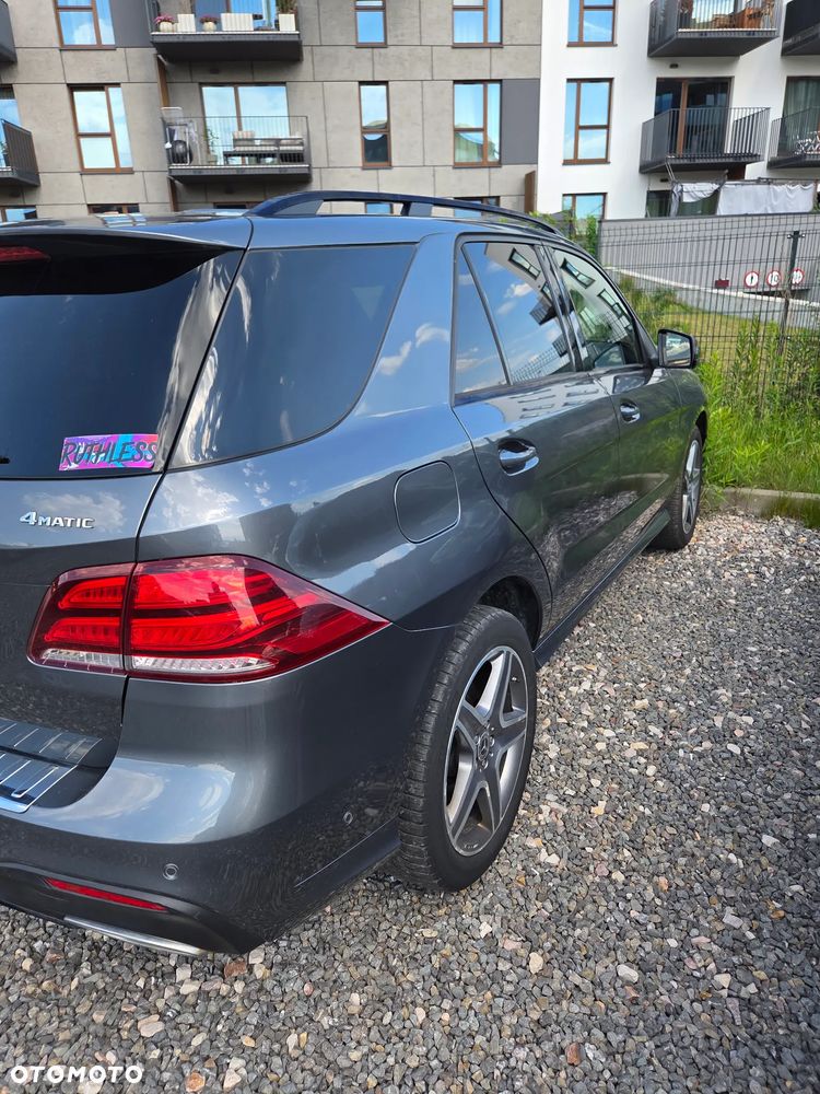 Mercedes-Benz GLE 250 d 4-Matic - 7