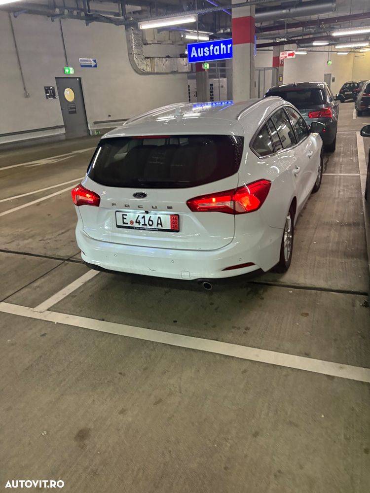 Ford Focus - 5