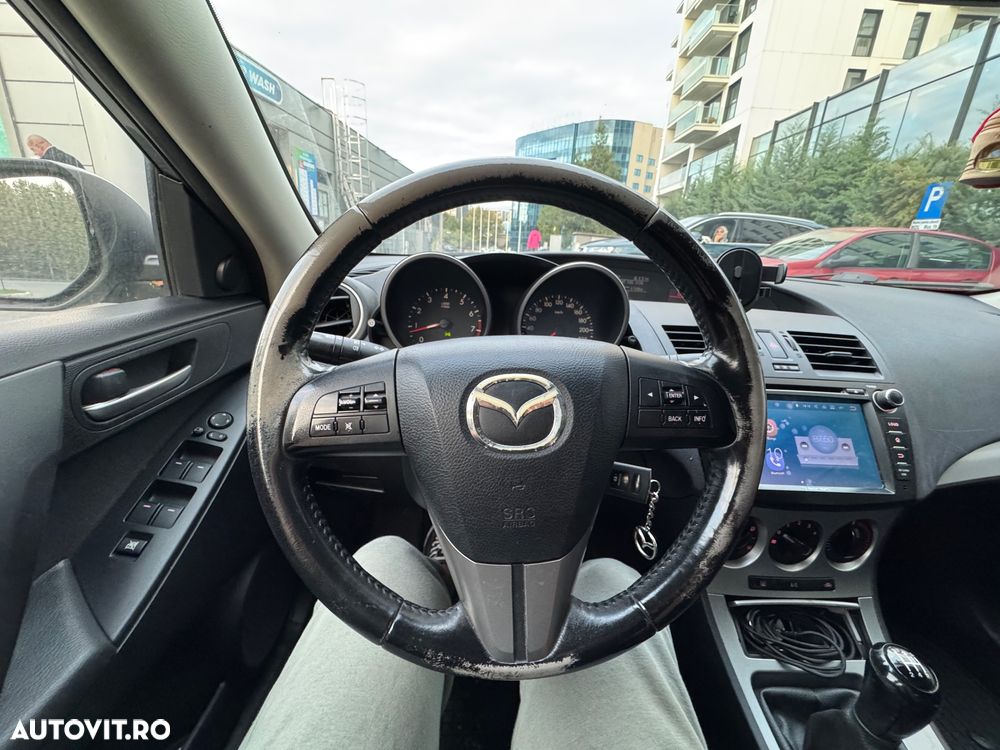 Mazda 3 - 7