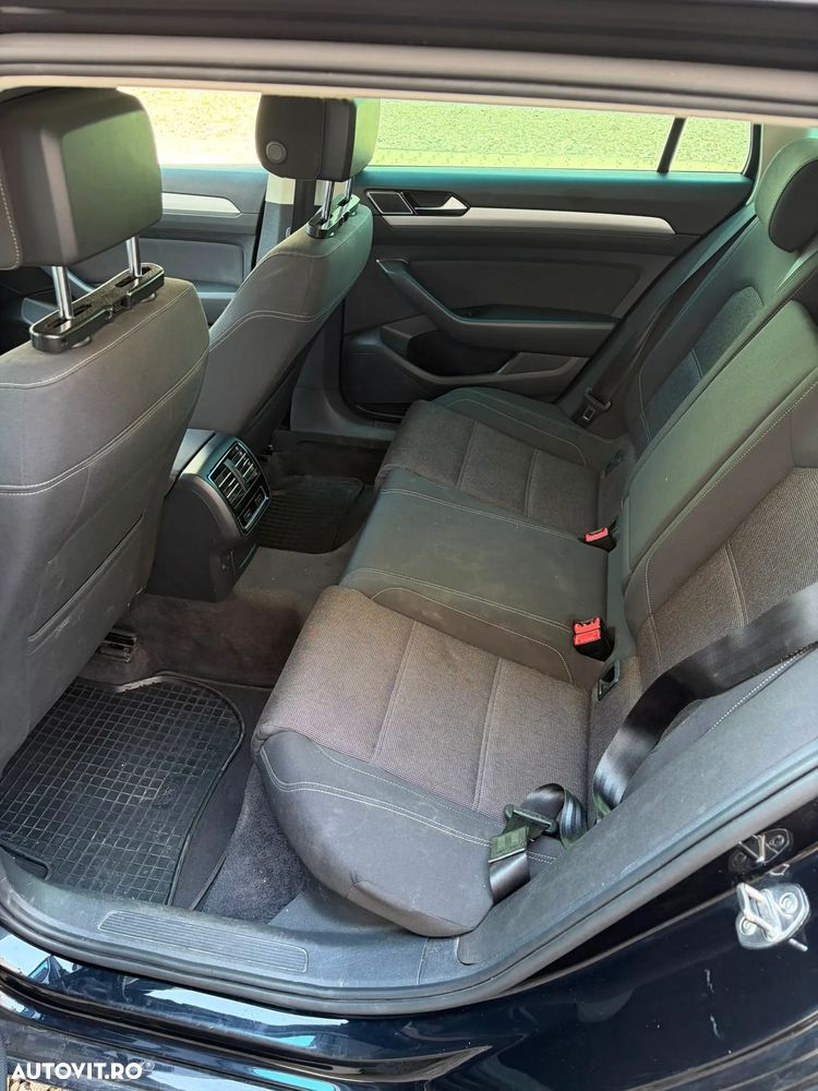 Volkswagen Passat 2.0 TDI DSG Highline - 10
