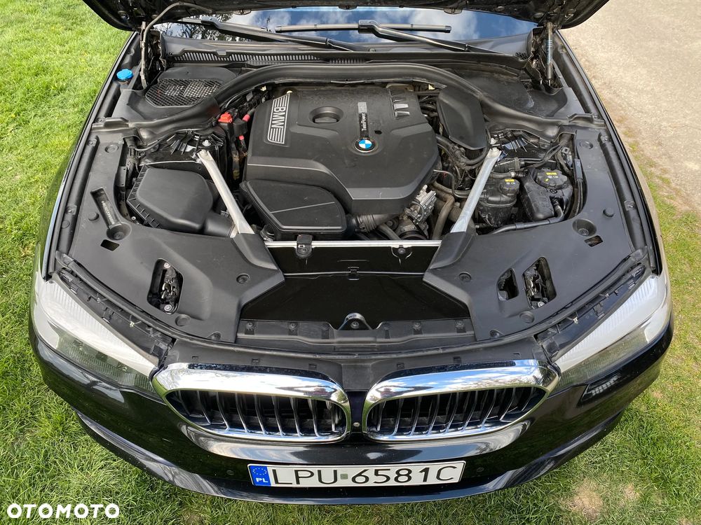 BMW Seria 5 530i Sport Line - 20
