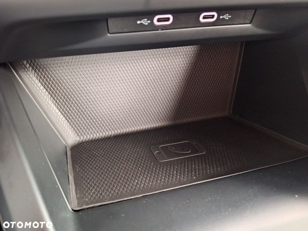 Volkswagen Golf VIII 2.0 TDI Life - 29