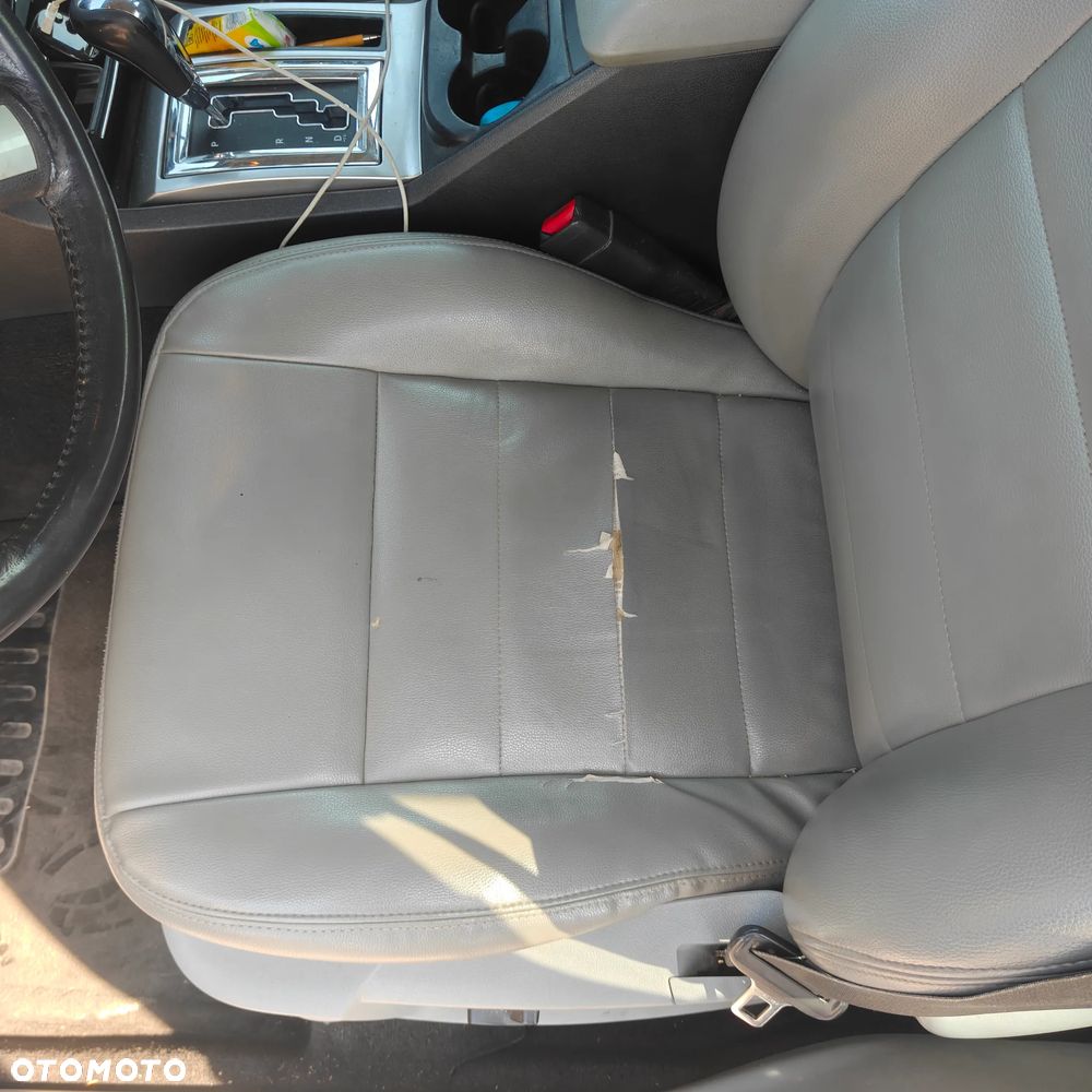Dodge Charger 5.7 V8 RT - 10