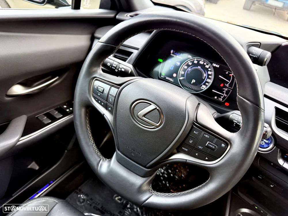 Lexus UX 250h Special Edition (LCA) - 13